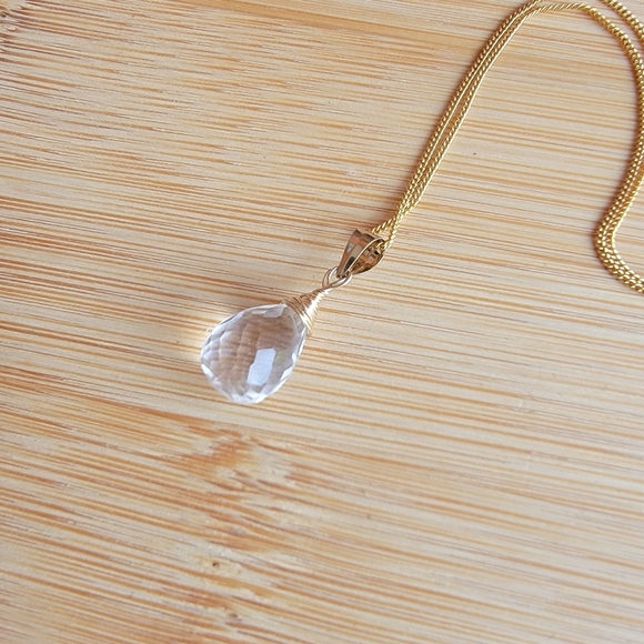 Clear Rock Crystal Necklace Minimalist Crystal Gemstone - Picture 4 of 4